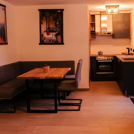 Dicka Apartment